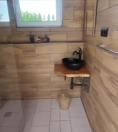 캠프장 Gaestehaus Kathi Gyenescamping Wohnwagen Knaus 1 Rechts *