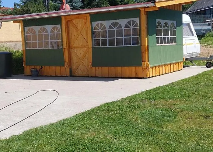 Gyenescamping Wohnwagen Knaus 1 Rechts * Gyenesdiás